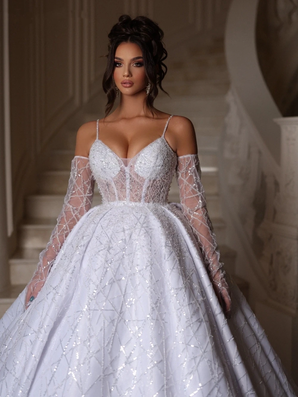 Charming Sequined Wedding Dresses Princess Shiny Spaghetti Straps Bridal Ball Gowns Custom Made Vestidos De Novia  فساتين زفاف