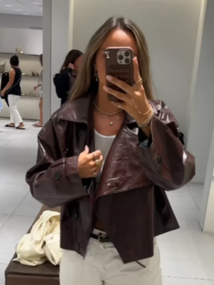 

Red Stand Collar PU Leather Women's Jacket Long Sleeve Asymmetry Button Female Coat 2025 Autumn Lady Street Locomotive Outerwear