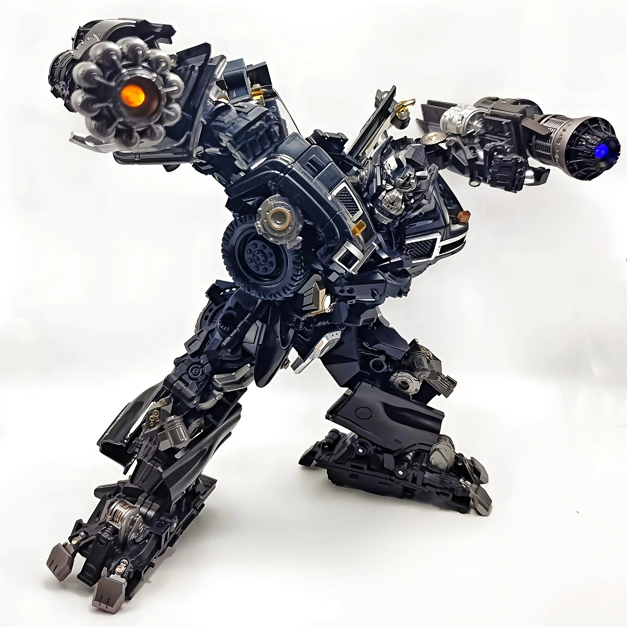 

Официальный робот-трансформер Hasbro TW1026B Short Trailblazer Weapon Tin, версия из фильма