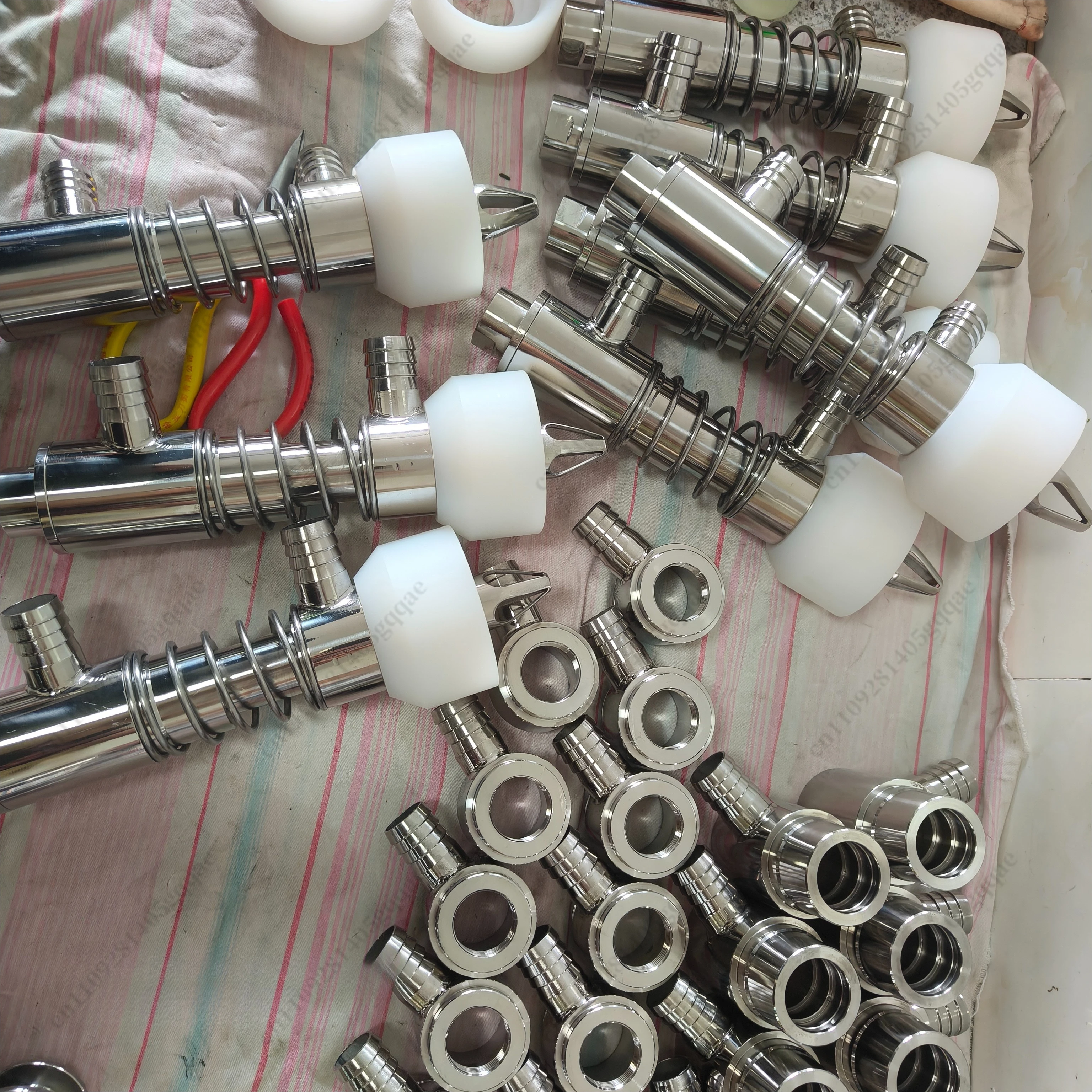 Filling Head Large Barrel Water Production Equipment Canning Machine Barrel Valve Water Filling Valve 5 Gallon