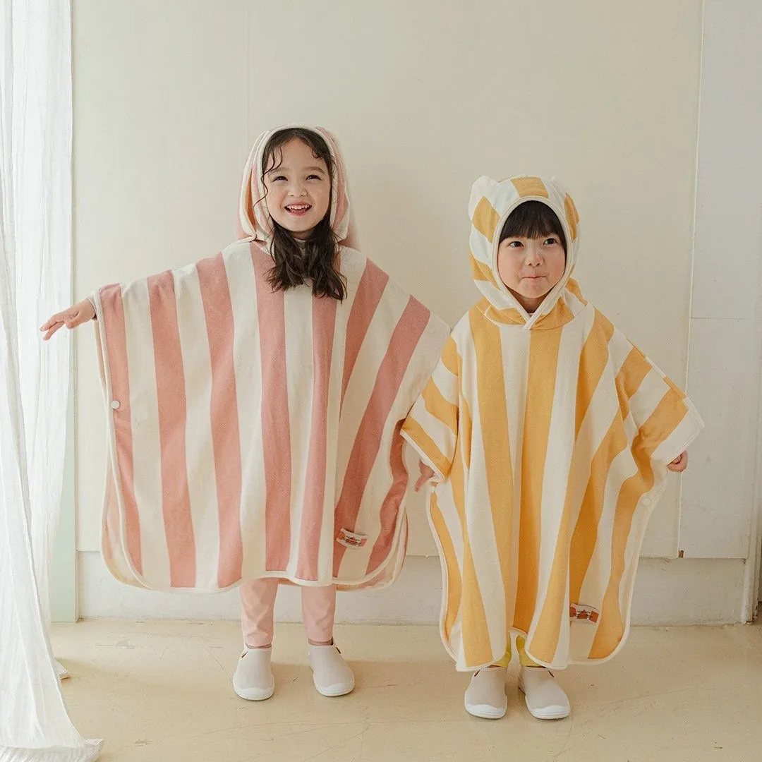 

1pc Baby Bathrobe 100% Cotton Bathrobe with Cap Towel Baby Cape and One Piece Swimsuit Cute Cartoon Soft Absorbent Shower