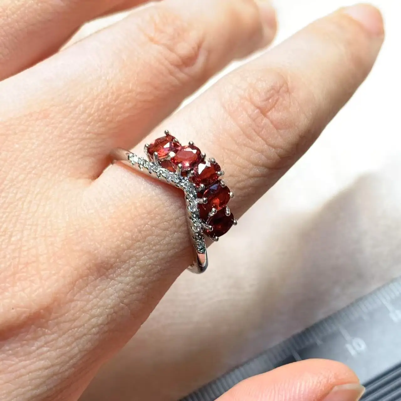 Luxury Natural Garnet Ring For Women Copper Simple Fine Jewelry Stone Gemstone Classic Style