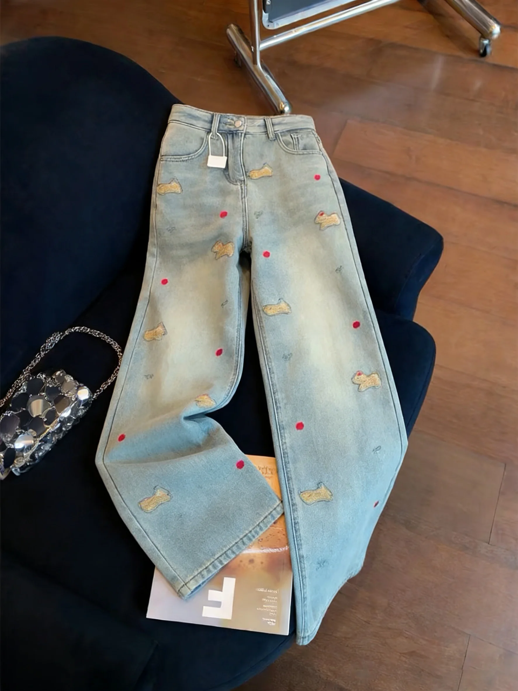 

Джинсы женские джинсовые с вышивкой в стиле ретро-американский мультфильм (декоративная вышивка), весна-осень, модные, широкие штанины, стройнящие, повседневные, стильные