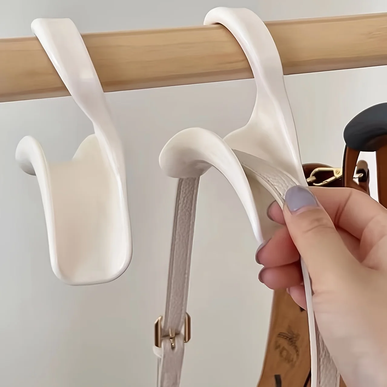 5pcs Widen Multipurpose Hangers Connection Hook Space Saving Hat Silk Scarf Shawls Handbag Hanging Rack Wardrobe Organizer
