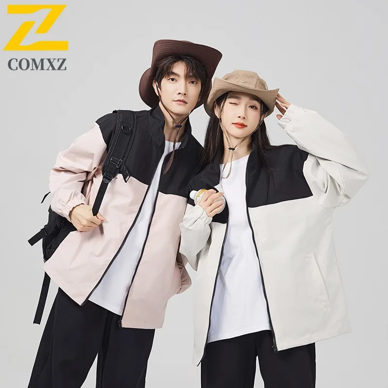 سترة COMXZ للرجال على الطراز الجبلي بياقة واقفة معطف بيسبول مقاوم للماء ومضاد للرياح للمشي في المناطق الحضرية والتنزه في الهواء الطلق ملابس الشارع 2025 #4