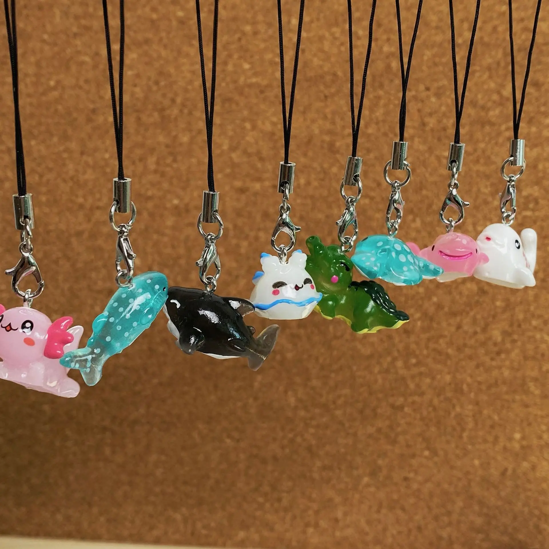 New Arrival 1 Piece Resin Anime Fish Dolphin Ocean Animals Phone Charms Lovely Keychains Lanyard Decorations Cellphone Strap