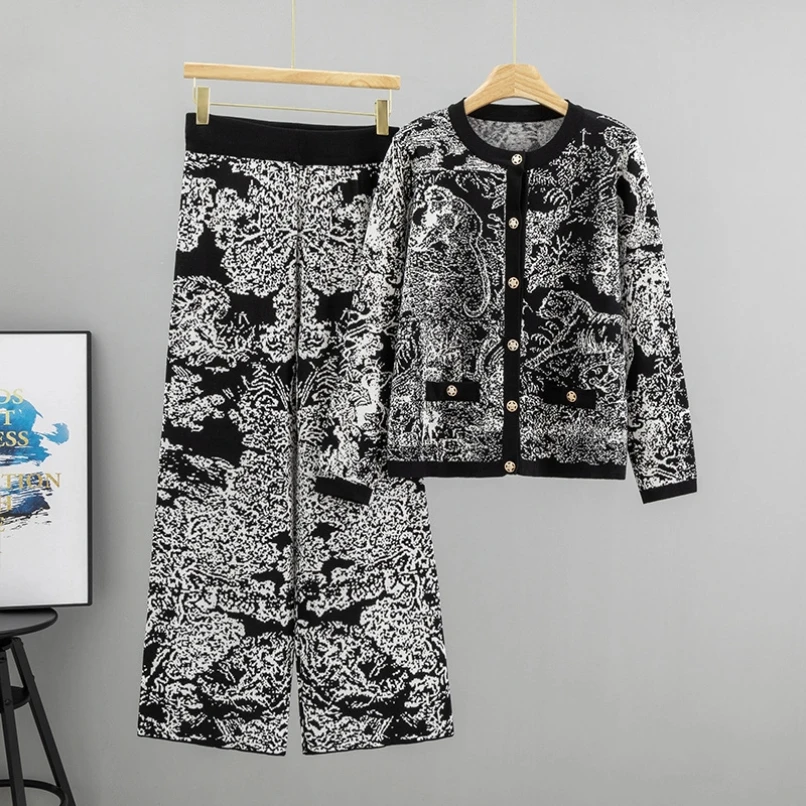 Temperament Jacquard Landscape Painting Fashion Knitted Set Women's Autumn/Winter New Cardigan Sweater Two-piece Set