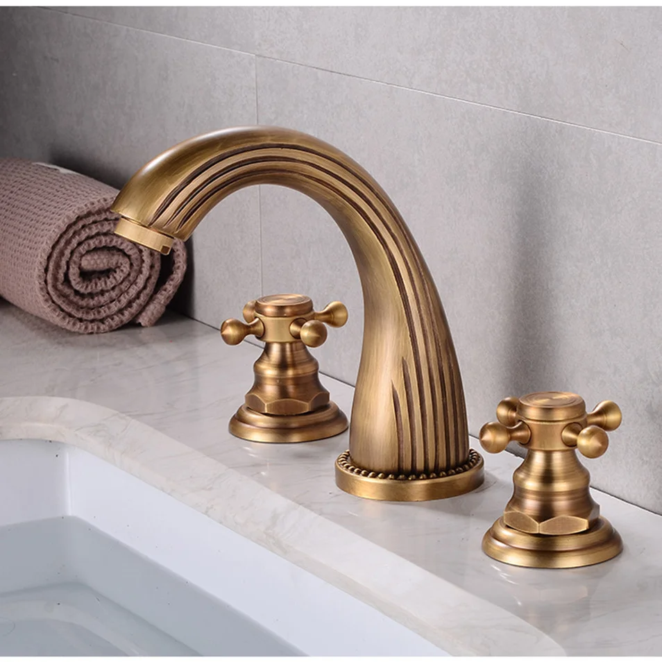 European-style copper bathroom cabinet three-hole faucet hot and cold water valve three-piece split switch bathtub accessories