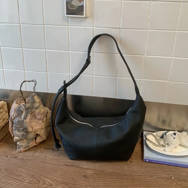 Premium Feel 2026 New Hand-Held Croissant Shoulder Bags Solid Color Design Shoulder Bag Armpit Bags