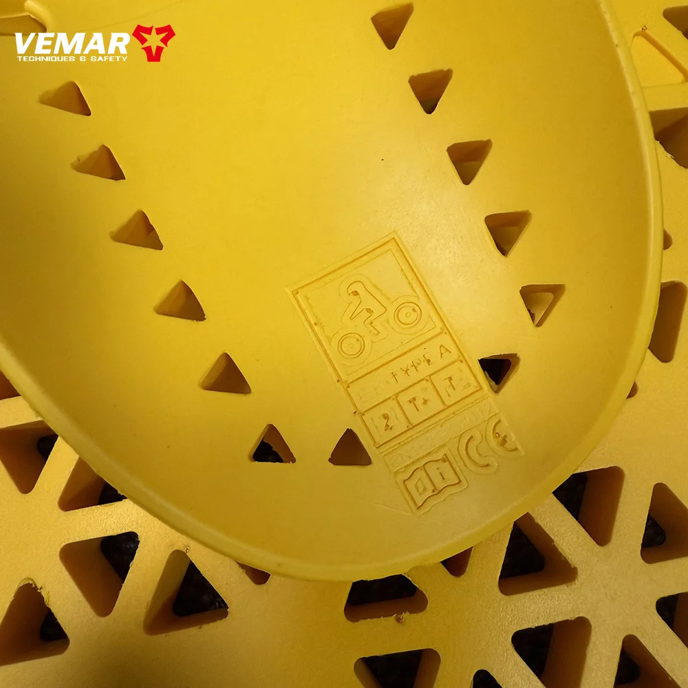 2025 جديد CE المستوى 2 دراجة نارية السراويل الجينز إدراج واقية والعتاد الركبة الورك حماية رشاقته دراجة نارية سباق ركوب نيبادس