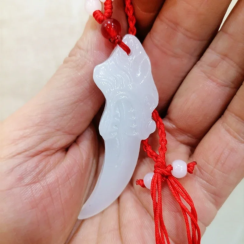 

Natural White Jade Hand Carved Wolf Tooth Pendant Fashion Boutique Jewelry Men's and Women's Sword Necklace Gift Accessories