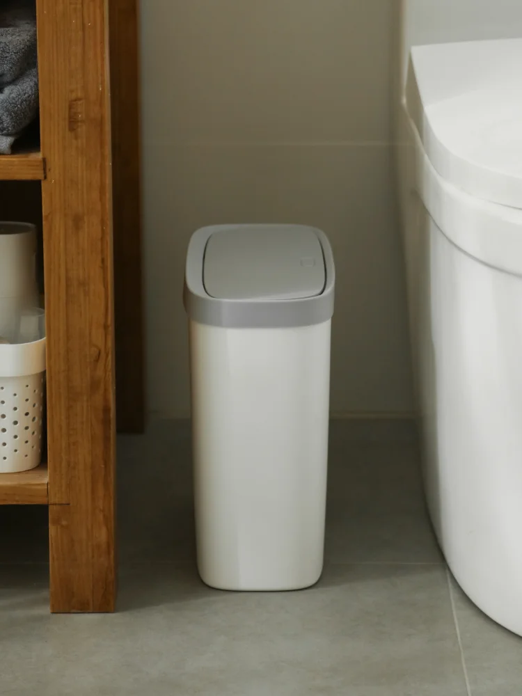 

Squeeze pe Tra Can for Home Use Batoom Kitchen Large And Small Size with Lid Long Cylinder ape Plastic Body