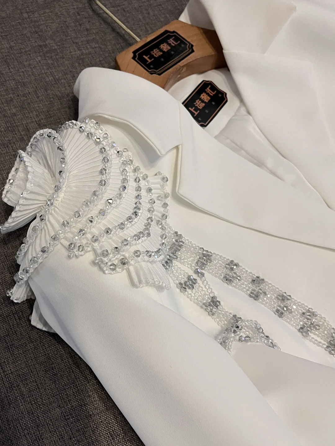 Herbst 2022, neuer Damen-Anzug mit lockerem Quastenbesatz, weiß, für Büro, Pendeln, Faion, High-End-Gefühl, Busin-Damenanzug