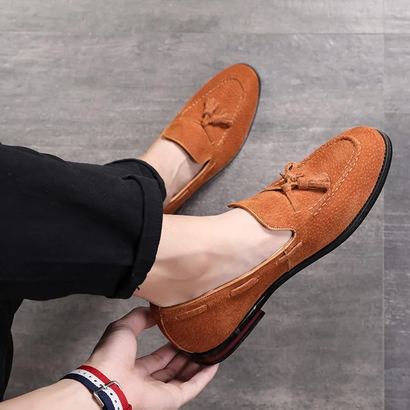 

Men Suede Loafers Shoes Tassel Design Business Men's Flats Big Size 47 Simple Slip on Male Mans Casual Footwear