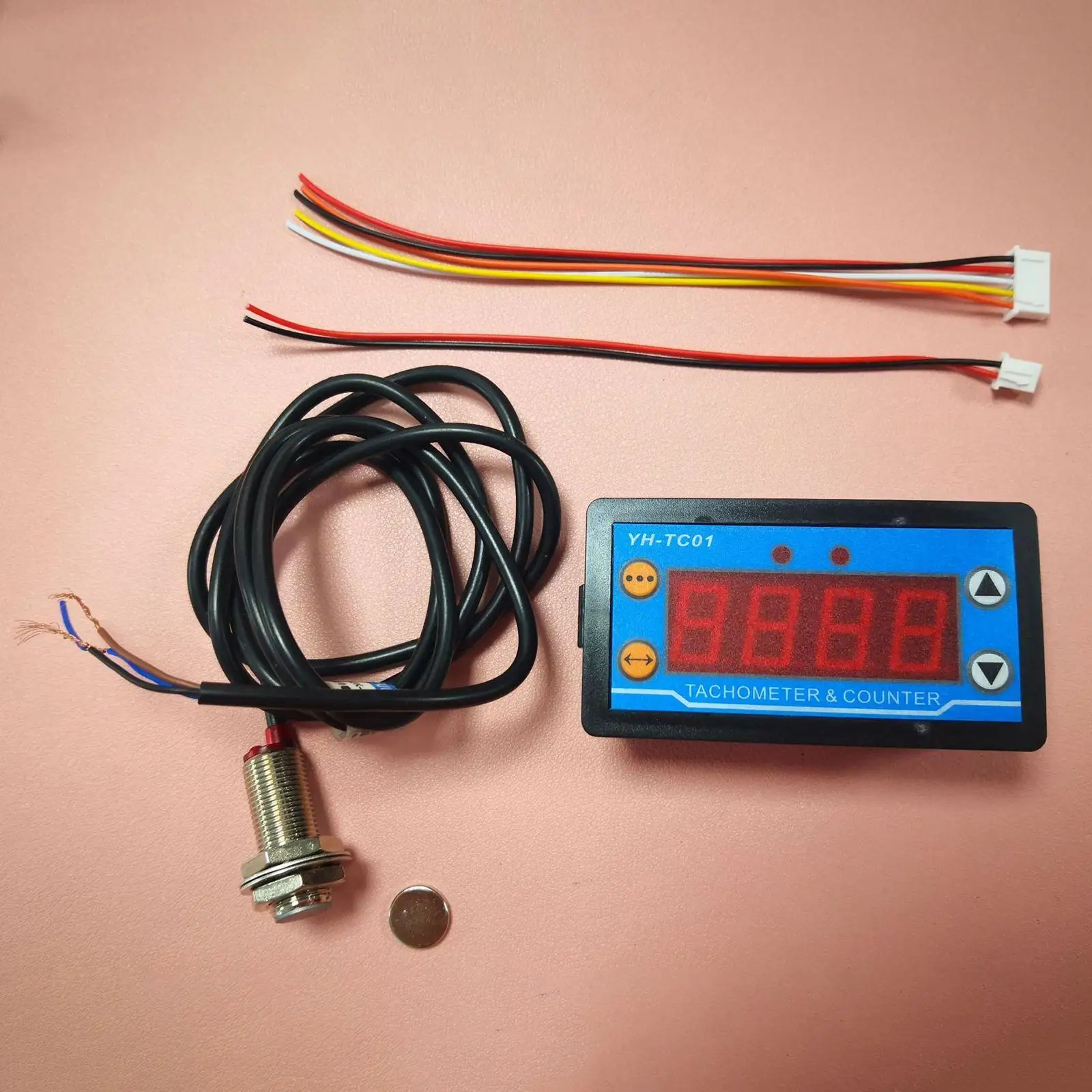 

Digital LED Tachometer Multi Function 30-80000RPM for Speed Measurement