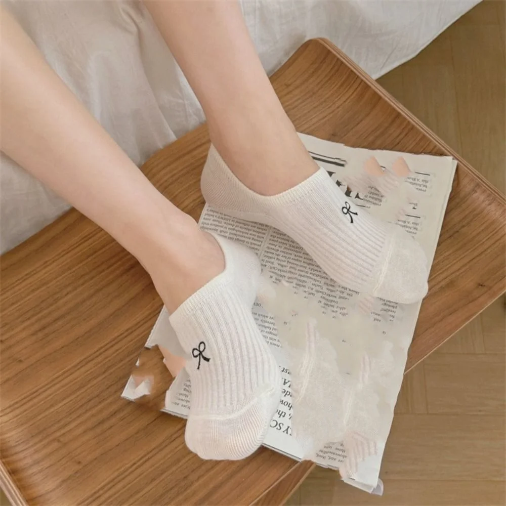 

Fashion Embroidery Bowknot Cotton Socks Short Bow Balletcore Boat Socks Elastic Hosiery Invisible Socks Girl