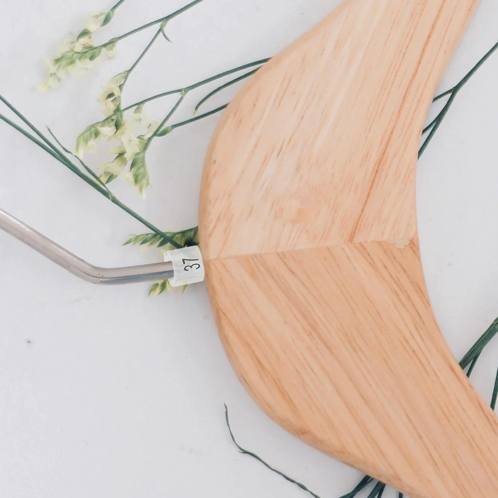 

170Pcs Plastic Hanger Size Markers Clear Number Tags 24-40 Clothes Rack Dividers for Retail Store Layout Hanger Size Cubes