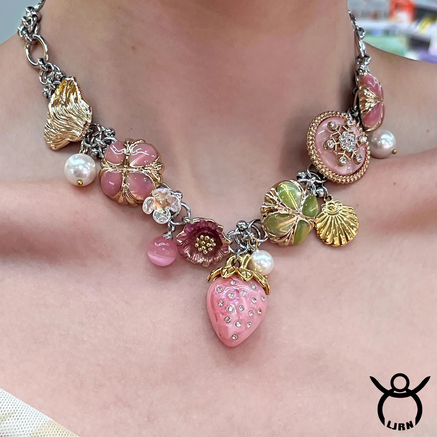 2025 New Strawberry…