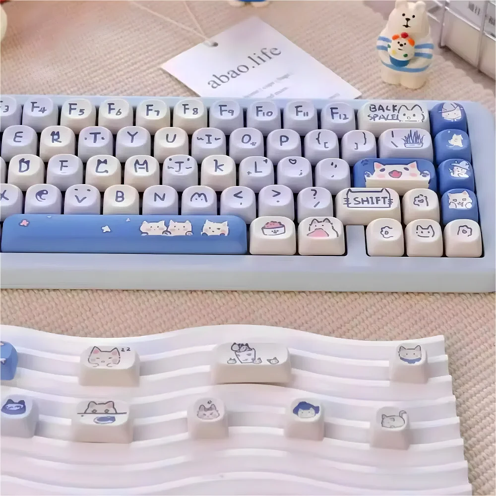 

Blue Cat Cat MOA Keycap Set Thermosublimation PBT 114 Keys Cute for MX Switch 60/84/90/104/108 Layout Mechanical Keyboards