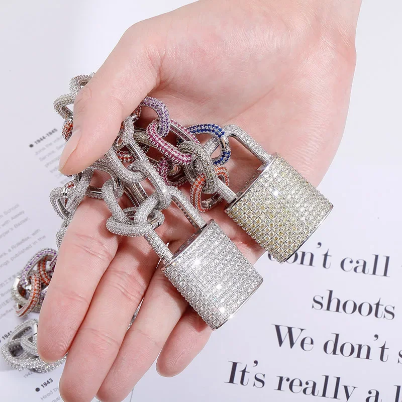 

Hip Hop Calw Setting CZ Zircon Stone Bling Iced Out Big O Shape Link Chain Lock Pendnats Necklaces for Men Rapper Jewelry Gift