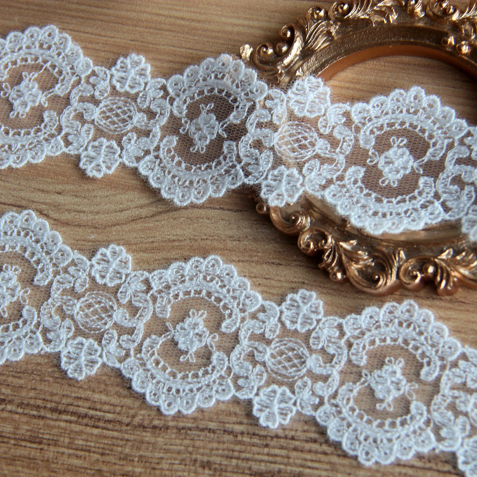 2 Yard Off White Lace For Needlework DIY lace And Embroidered Trims For Sewing Material Homemade Bow Hair Accessories