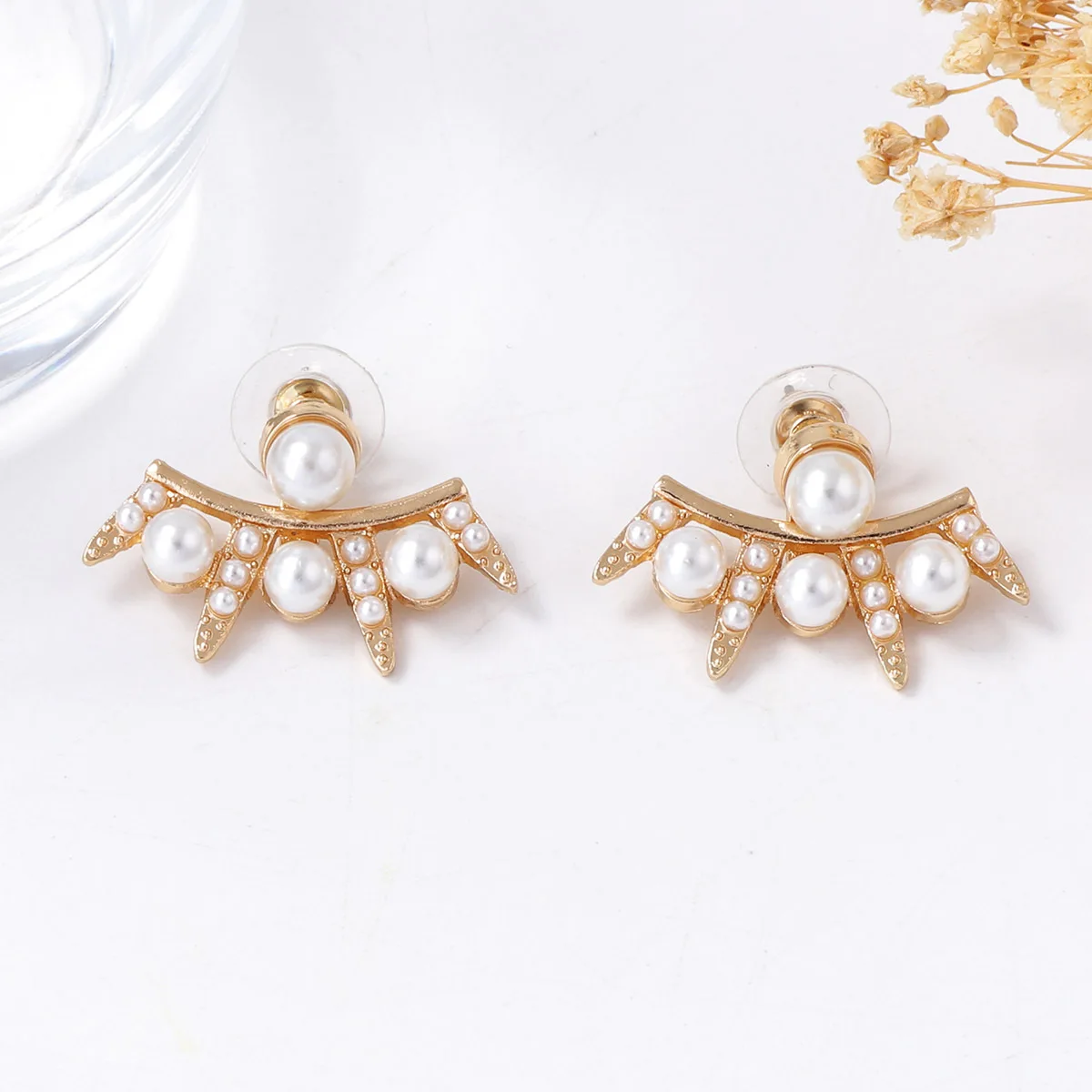 Personality niche baroque fashion imitation pearl smile can wear two earrings versatile daily commuter earrings women
