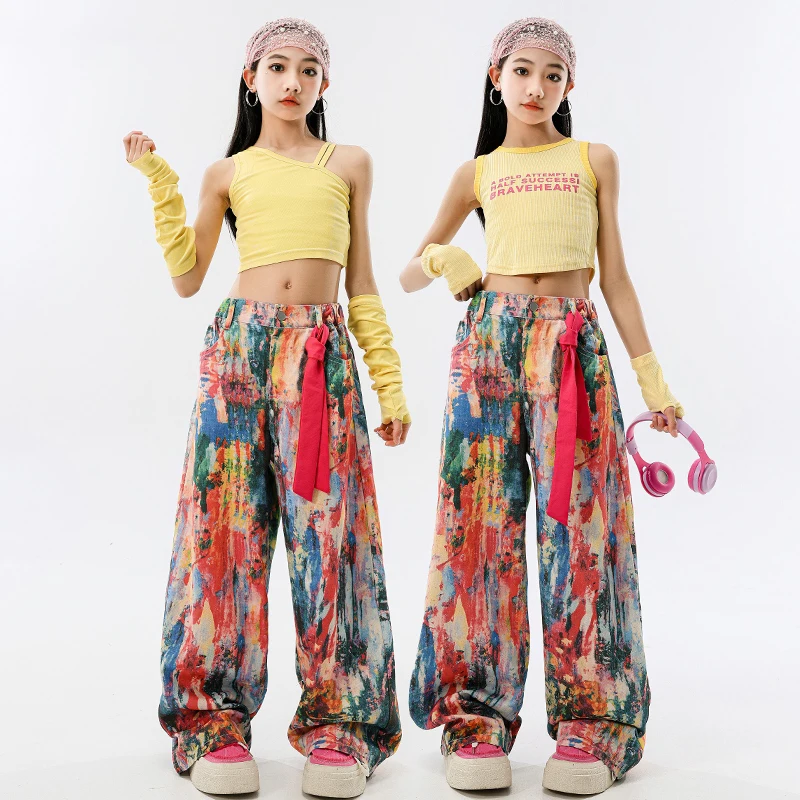 Set da ballo di strada per ragazze Costume da ballo jazz Vestito hip-hop Abiti da spettacolo per bambini Top corto giallo Pantaloni Graffiti XH2677