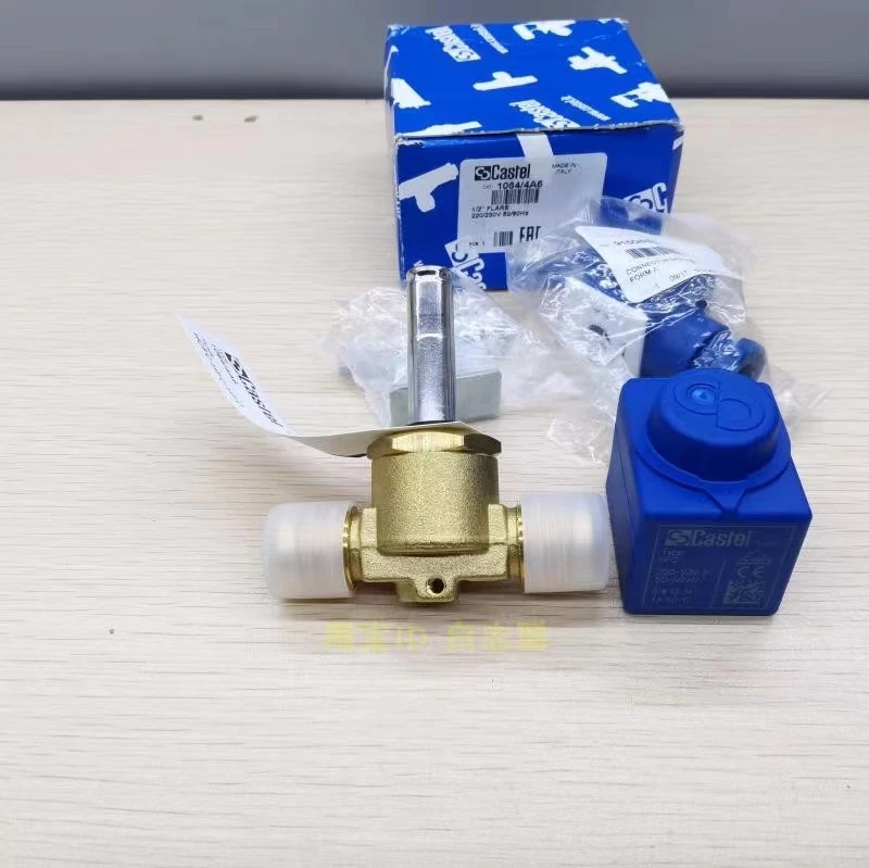 New Castel Castel solenoid valve TYPE 1064 4 4 points air conditioning freezer solenoid valve 1064 4A6