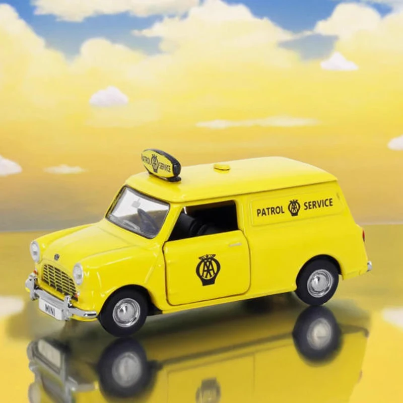 

Tiny 1:50 Austin Mini Cooper Alloy Van model Classics Adult Souvenir Gift Static Display