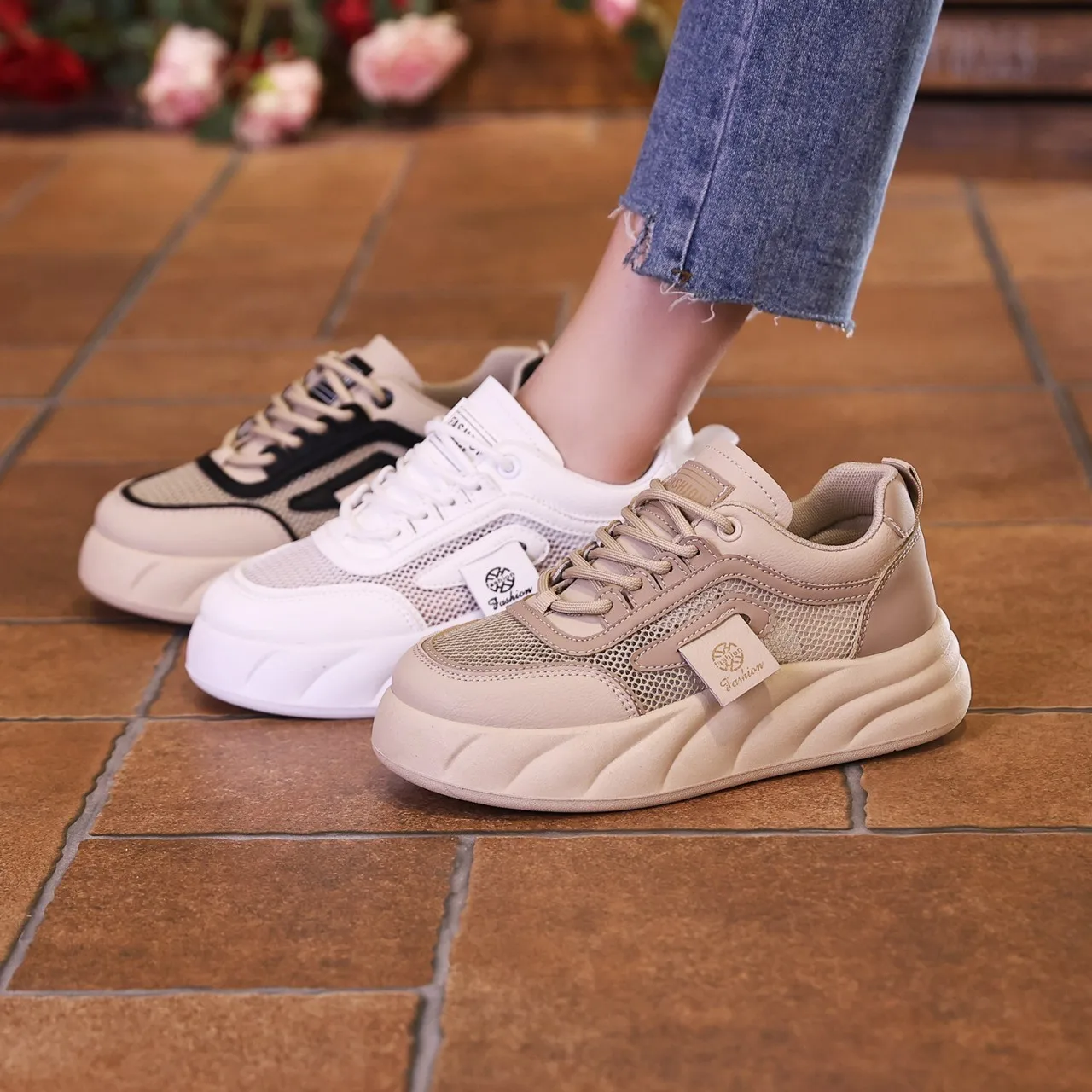 Zapatos de plataforma de malla transpirable para mujer, zapatillas con cordones para aumentar la altura, zapatos deportivos informales para exteriores, Verano