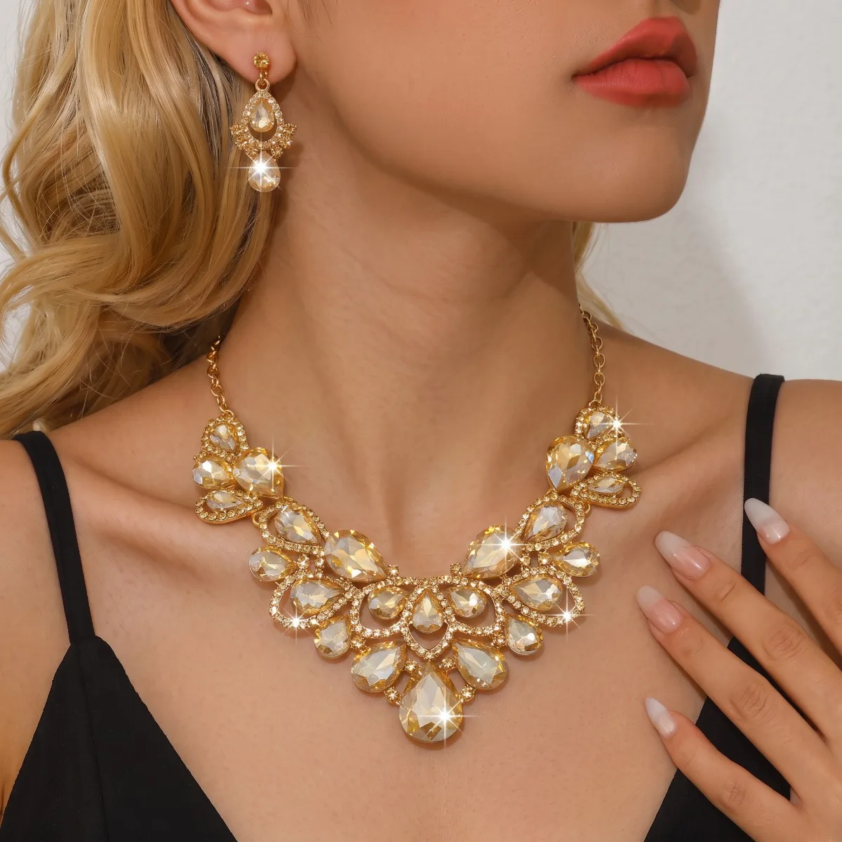 Noble Two Tone Dripping Water Drop Necklace Earrings Bridal Dress Banquet Accessories Party Eye Catching Jewelry