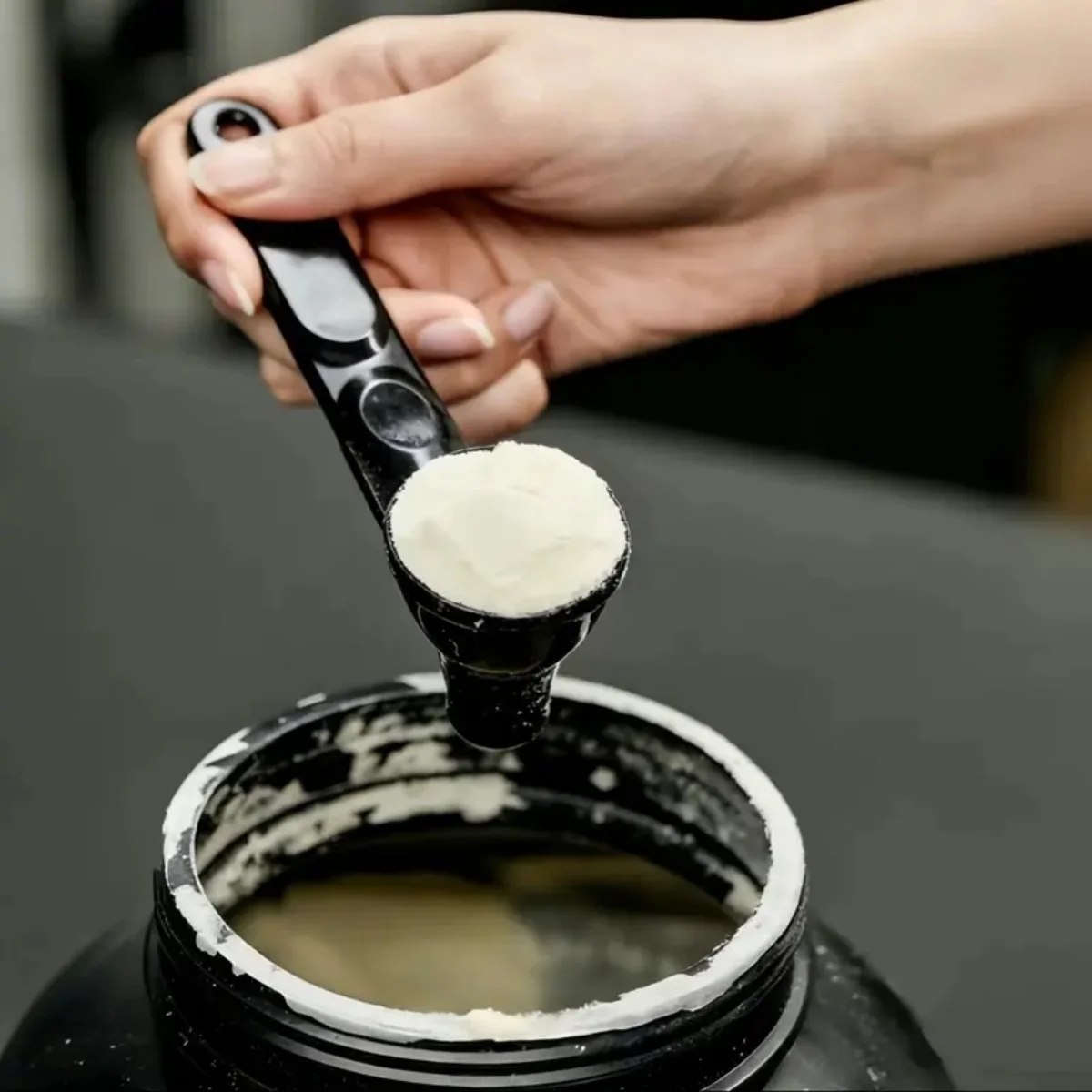 [Buy 1 Get 1 Free]2-in-1 Protein Powder Funnel and Scoop,  Portable Supplement Funnel