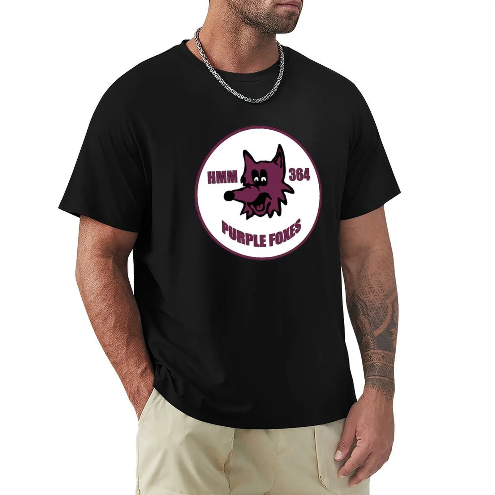 

HMM-364 - Marine Medium Helicopter Squadron T-Shirt Holiday Lightweight T-Shirt