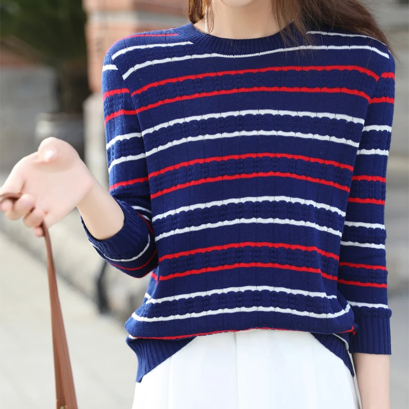 

2024 Spring/Summer Women's Knitted Woolen Sweater Pullover V-neck Stripe Slim Fit Long sleeved Korean Fashion Knitted Top