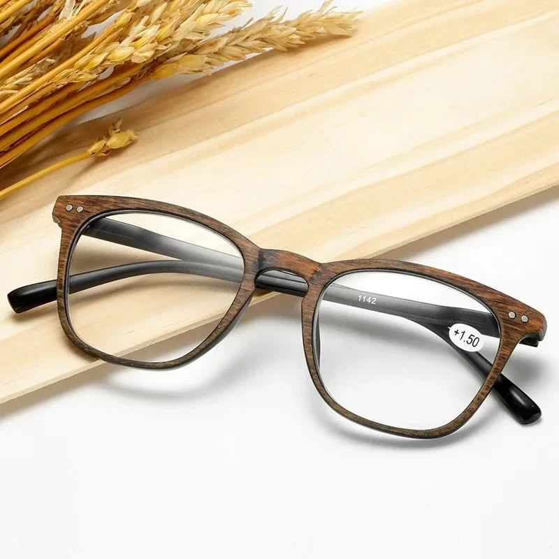 Square Wood Grain Presbyopia Glasses Men\'s Imitation Wooden Reading Glasses 1.0 To 4.0 Retro Hyperopia Glasses for Men