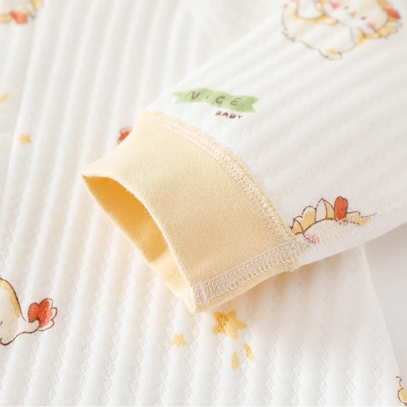 Gepolsterter Baby-Strampler 0-24M, Herbst-Winter Reine Baumwolle Thermo-Schlafanzug, Leichter Unisex-Krabbelanzug für Babys Jungen Mädchen – Detail 6