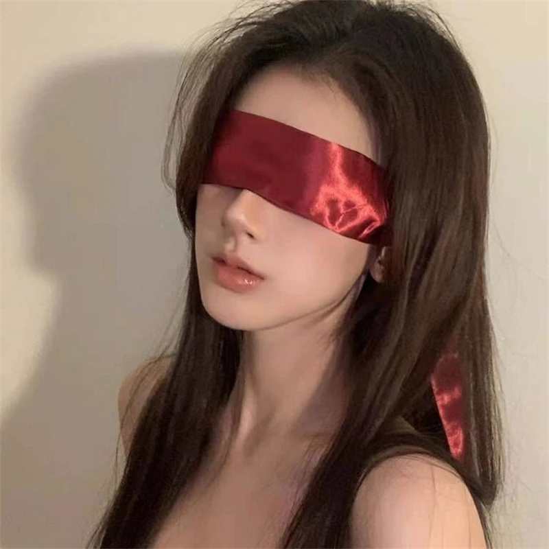 1pc Lady Sexy Lace Eye Mask Blindfolds Black White Cutout Patch Blindfolds Exotic Apparel Style Clothing for Female Hollow Game