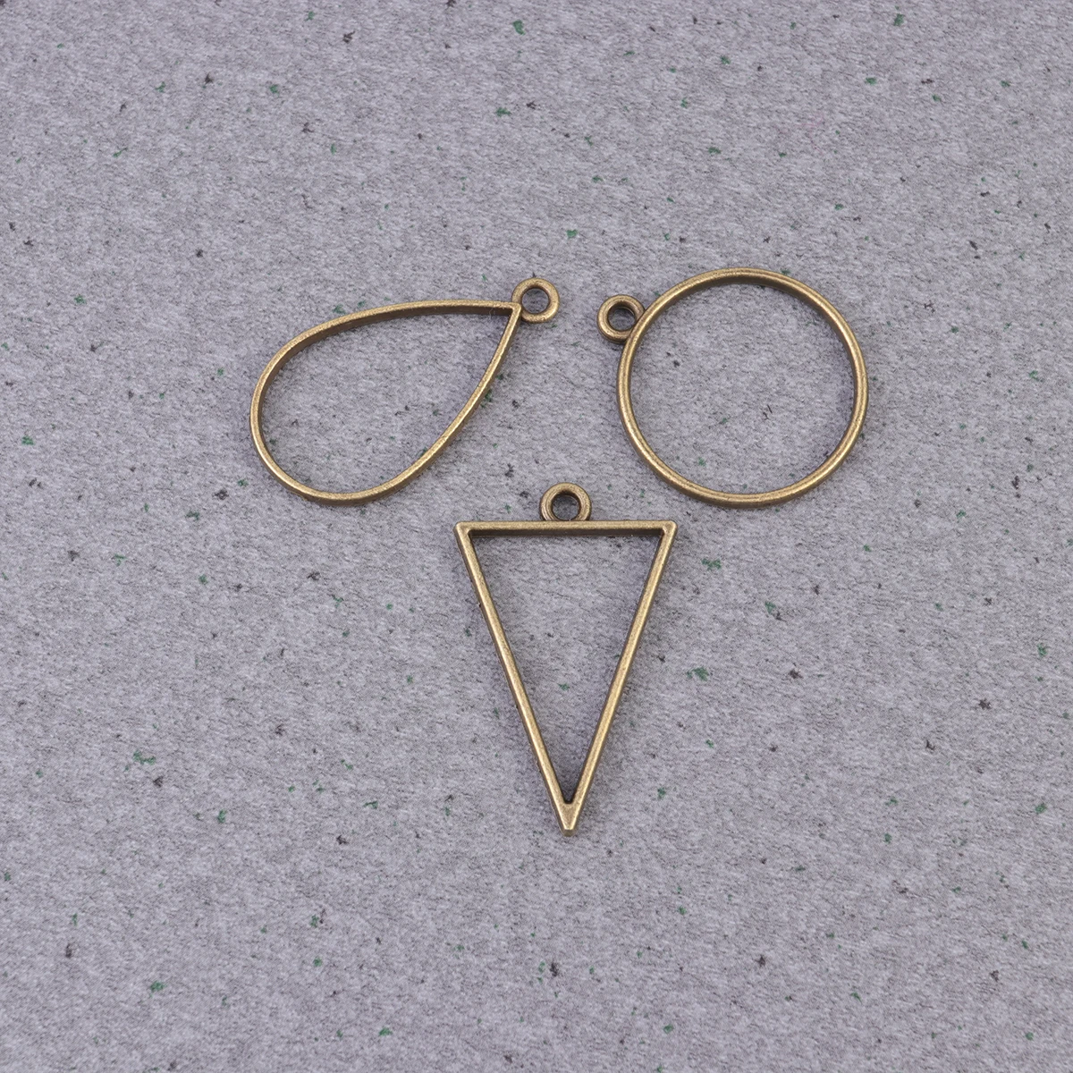 

30 Pcs Bronze Open Back Bezel Pendant Accessories Earrings Jewelry Making Pendants