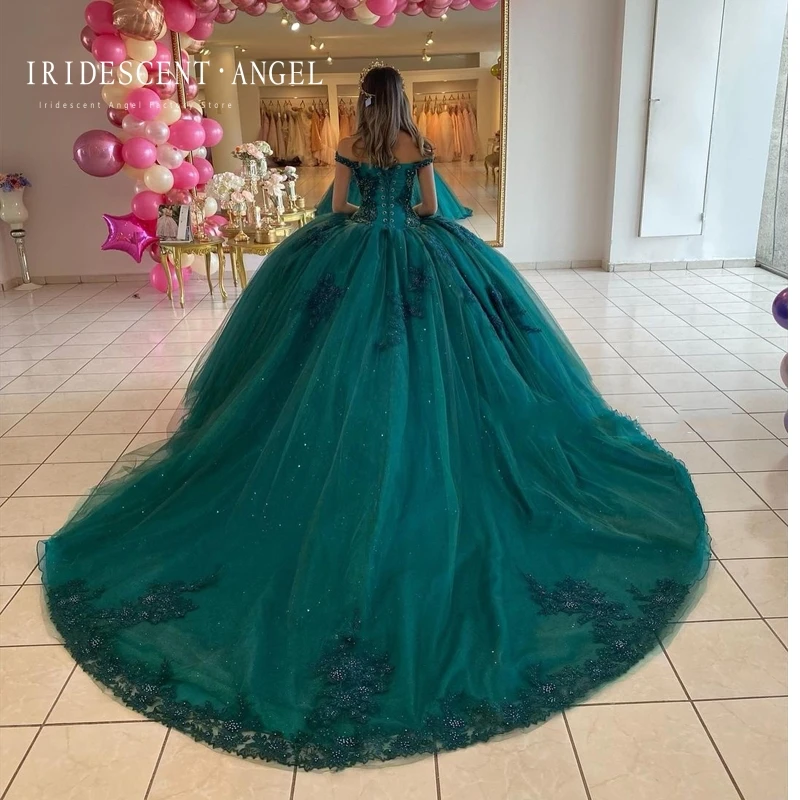 Abito da ballo iridescente nuovo verde smeraldo 15 anni abiti Vintage Quinceanera Lace Up Back Appliques abiti da festa per ragazze