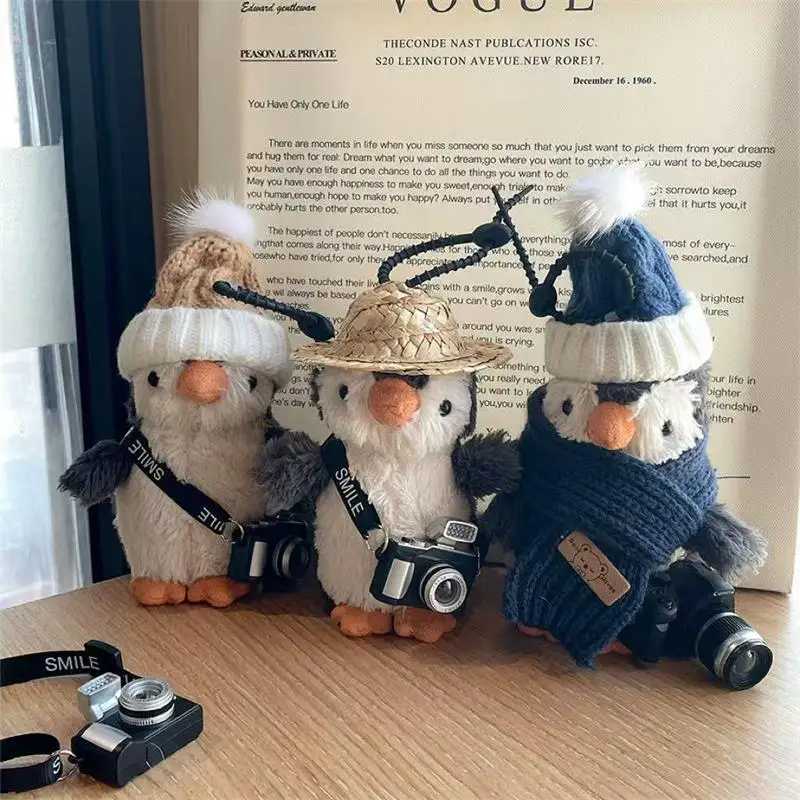 พวงกุญแจตุ๊กตาเพนกวินน่ารัก; ของตกแต่งกระเป๋า; ของประดับกระเป๋าเป้; พวงกุญแจแฟชั่น; ของขวัญคริสต์มาสหรือวันเกิด