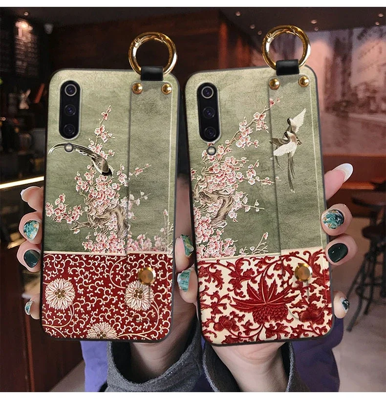 3D Relief Case for Samsung Galaxy S25 S24 S23 S22 S21 S20 Ultra Plus S10 Note 20 Cover Hand Band Holder Retro Embossed Funda