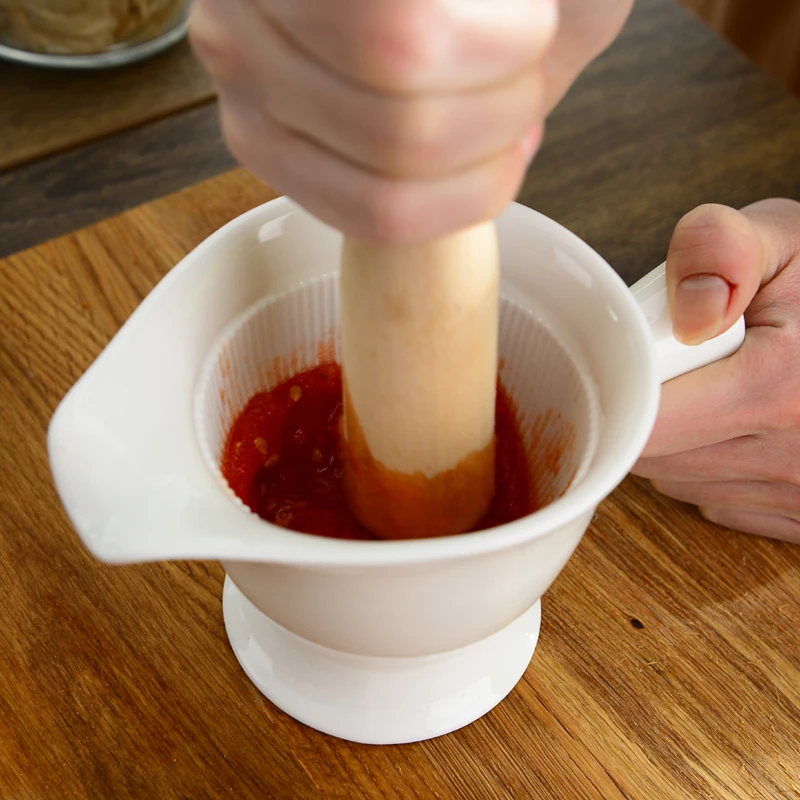 Plain White Embossed Porcelain Grinder with Sticker, Ceramic Mortar and Pestle for Fruit Vegetable Spice, Salad Food