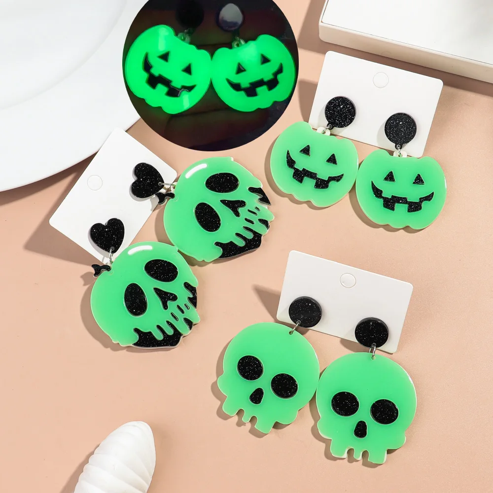 Halloween Luminous Big Skull Acrylic Earring for Women Gothic Glow in The Dark Spooky Pumpkin Drop Earring Party Jewelry Gifts