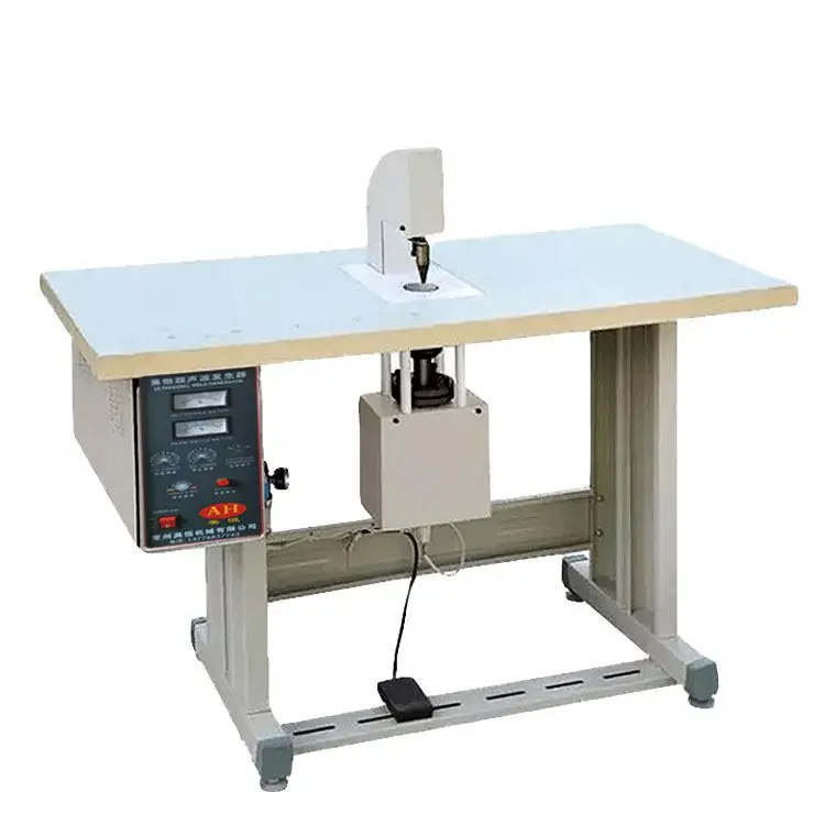 Good Quality Semi-Automatic Single Welding Head Make Fabric or Microfiber cloth15KHZ 1000W Power Spot Welding Machine