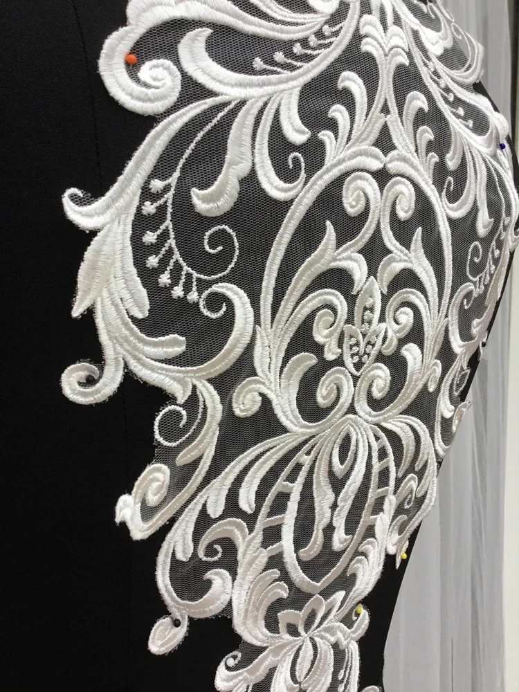 New High-quality European Pattern Embroidered Lace Decal Fabric,handmade Wedding Veil,clothing Background Decoration Accessories