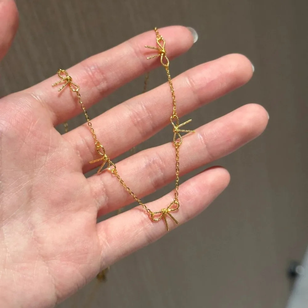 Niche jewelry for women with advanced sense of dopamine stacking wear collarbone chain jewelry 9999gold