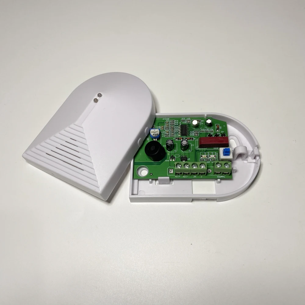 

1Pcs Wired Type Glass Break Sensor Use To Alarm System NC Relay Signal Output Home Window Safe Detector