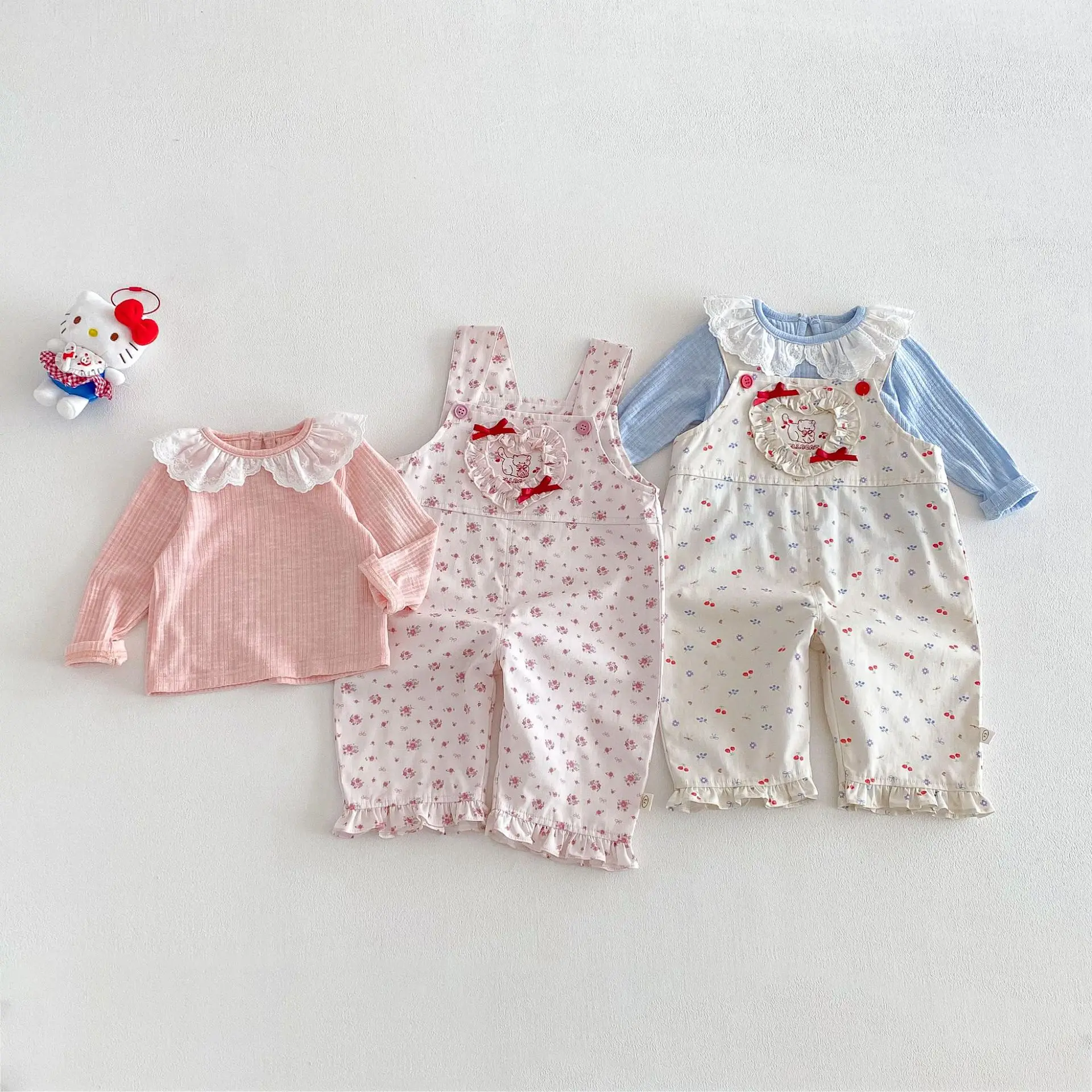Girls' Floral Overalls 2026 New Spring Baby Style Love Embroidered Cartoon Pants Children's Casual Pants