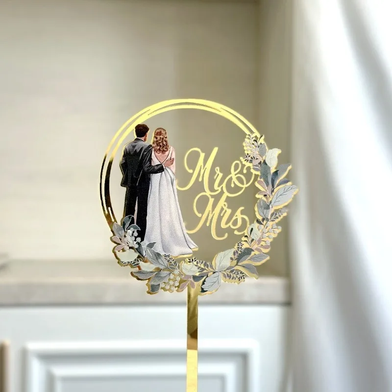 Golden Acrylic Mr&Mrs Love Wedding Cake Topper Wood Bride and Groom Cake Topper for Wedding Engagement Party Cake Decorations