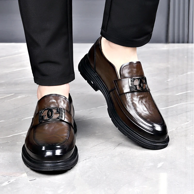 Leather Shoes Men's Business Attire Sense Young and High-end Brand All Cowhide Bean Soft Sole Breathable 2024 New Model Loafers